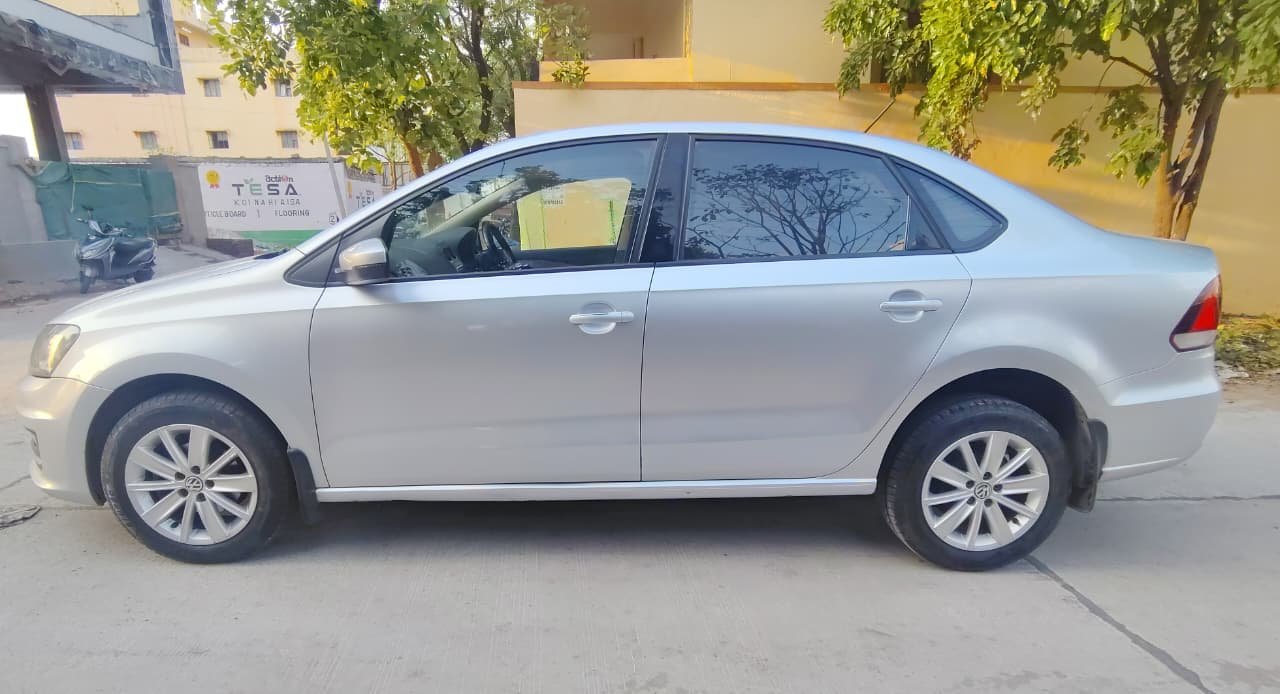VOLKSWAGEN VENTO - Image 6